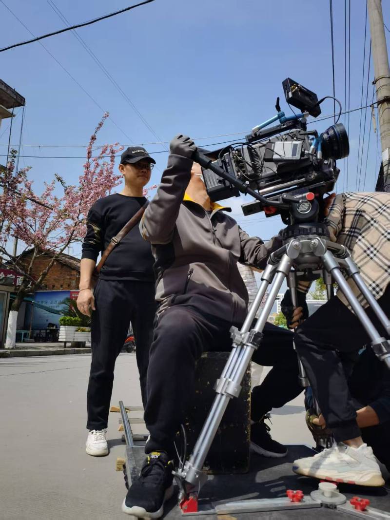 曲水县广告片拍摄：快消品牌爆款之选，网感内容适配社媒传播！