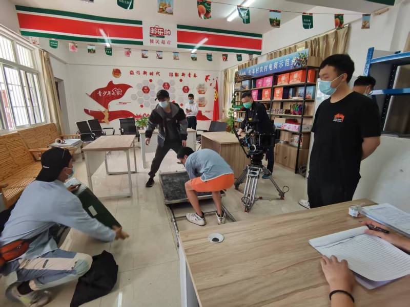 追星女孩心理学分析报告：曲水县广告片拍摄公司揭秘饭圈应援式传播逻辑
